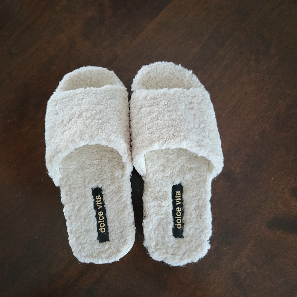 Dolce Vita Mochi slide Slippers
